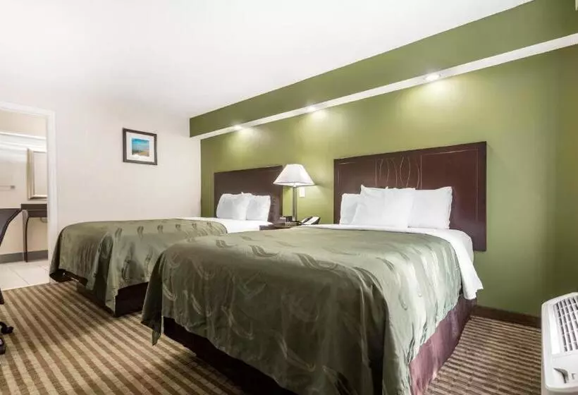２ダブルベッドのスタンダードルーム, Quality Inn Lancaster