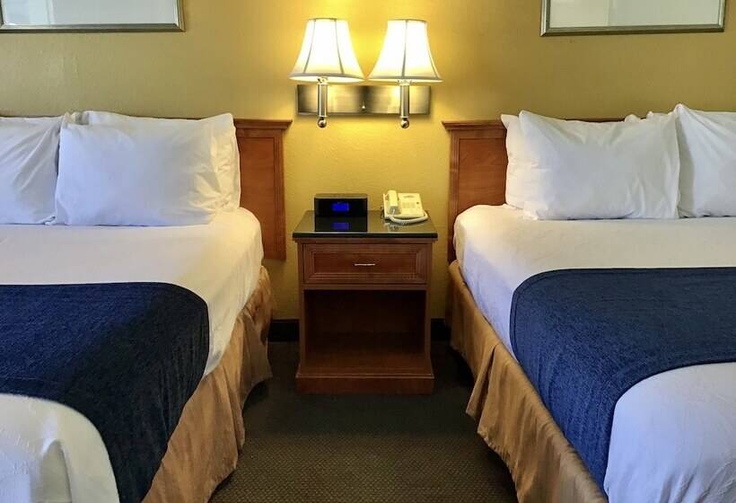 ２ダブルベッドのスタンダードルーム, Travelodge By Wyndham Pendleton Or