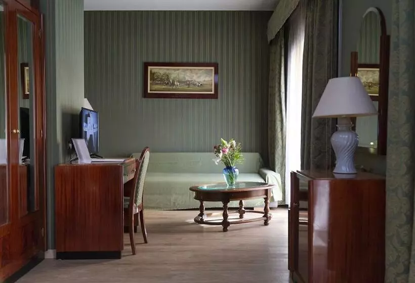 اتاق استاندارد سه نفره, Jr Hotels Bocconi Milano