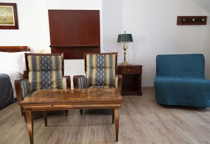 اتاق استاندارد سه نفره, Jr Hotels Bocconi Milano
