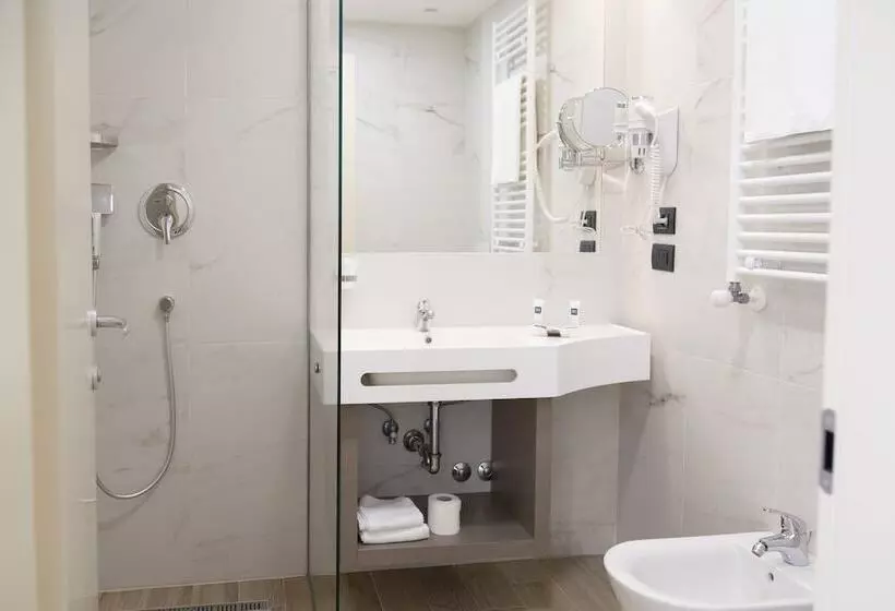 اتاق سوپریور, Jr Hotels Bocconi Milano