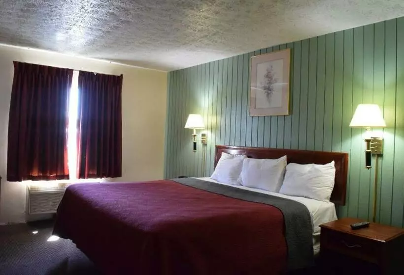 キングサイズベッドのスタンダードルーム, Budget Inn Ontario