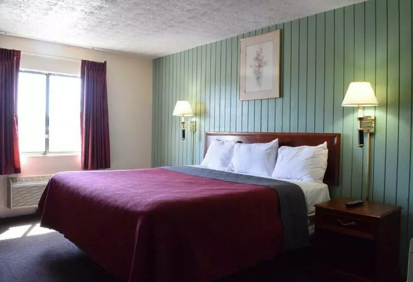 キングサイズベッドのスタンダードルーム, Budget Inn Ontario
