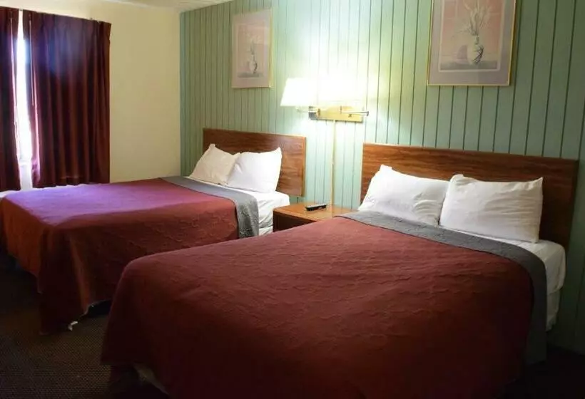 ２ダブルベッドのスタンダードルーム, Budget Inn Ontario