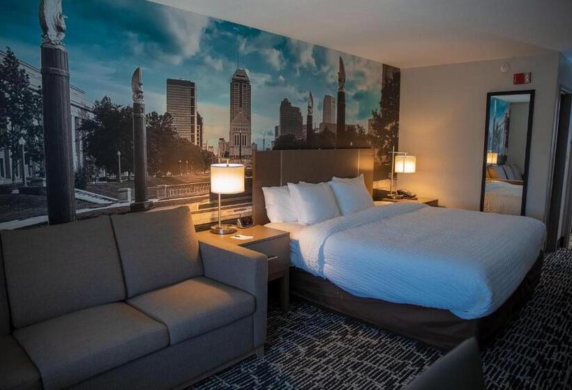 Standard Szoba King Size Bed, Clarion Pointe Indianapolis Airport