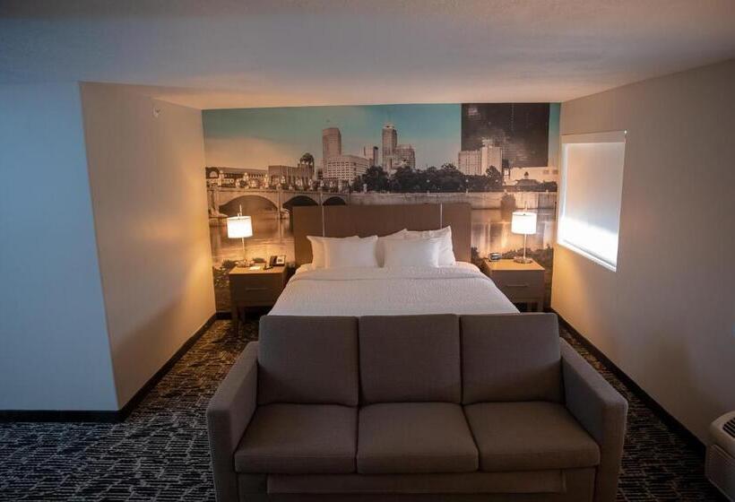 Standard Szoba King Size Bed, Clarion Pointe Indianapolis Airport