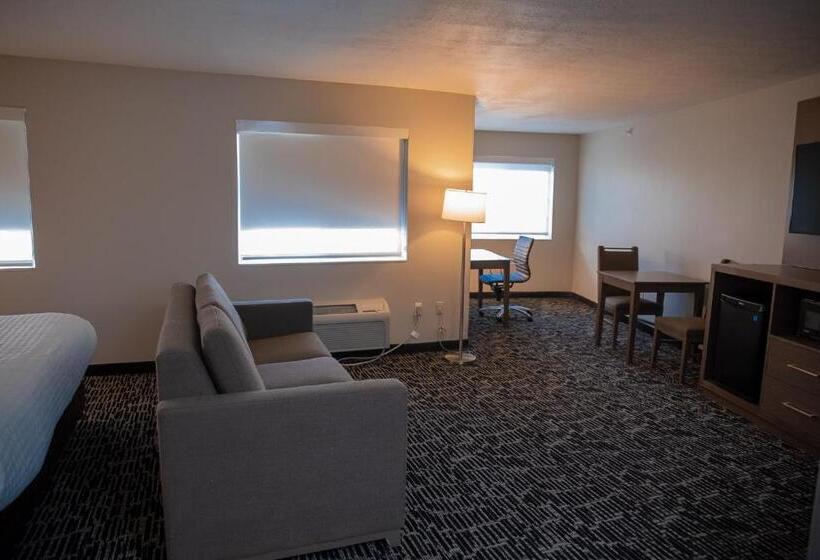 キングサイズベッドのスイートルーム, Clarion Pointe Indianapolis Airport