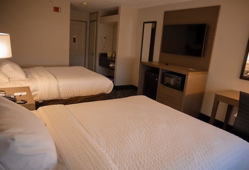 Standard Szoba 2 Franciaággyal, Clarion Pointe Indianapolis Airport