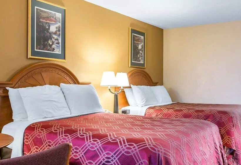 2ダブルベッドのスタンダードルーム, Econo Lodge