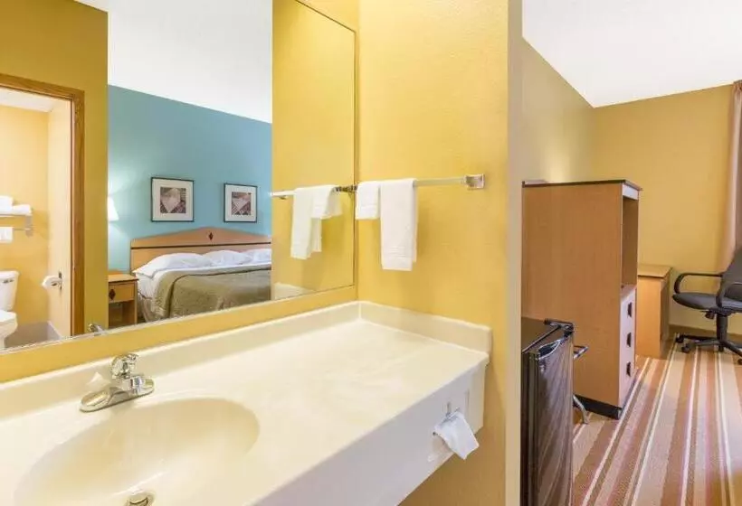 スーペリアースイート, Super 8 By Wyndham Clarinda
