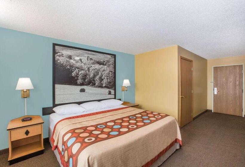 جناح إدارى, Super 8 By Wyndham Clarinda