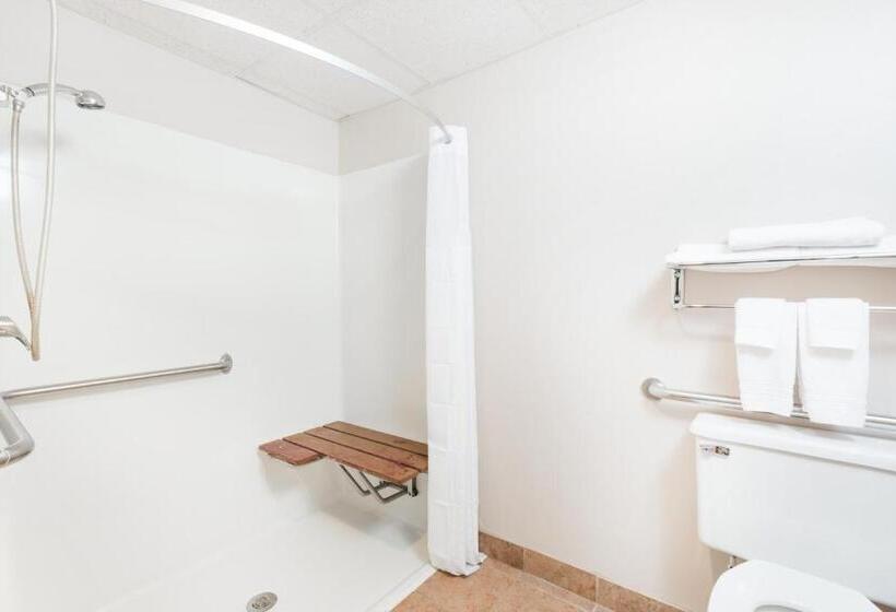 장애인을 위한 스탠다드 룸, Super 8 By Wyndham Jefferson