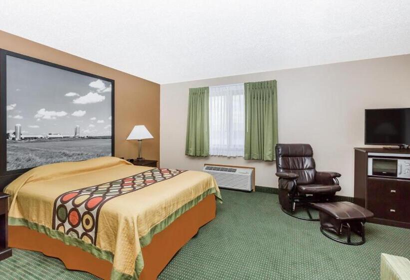 스위트, Super 8 By Wyndham Jefferson