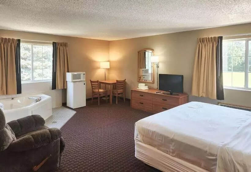キングサイズベッドのスイートルーム, Eagle Ridge Inn