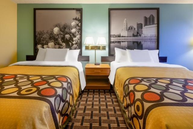 غرفه قياسيه سريرين مزدوجين, Super 8 By Wyndham Newcomerstown