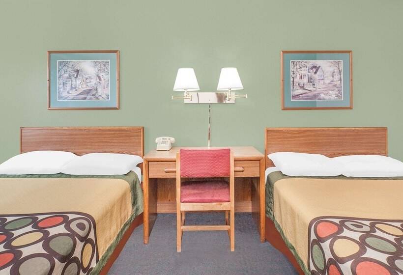 2ダブルベッドのスタンダードルーム, Super 8 By Wyndham Queensbury Glen Falls, Lake George Area