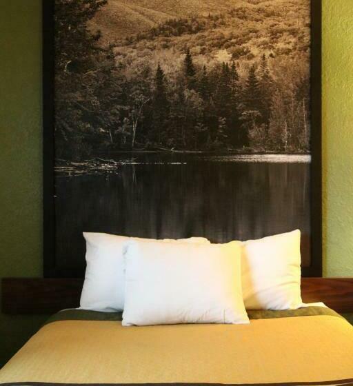 2ダブルベッドのスタンダードルーム, Super 8 By Wyndham Queensbury Glen Falls, Lake George Area
