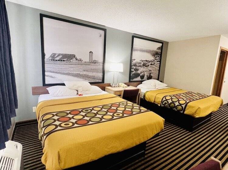 스탠다드 룸 더블 침대 2개, Super 8 By Wyndham Humboldt