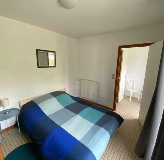 スタンダード4人部屋, Domaine Equestre Etretat