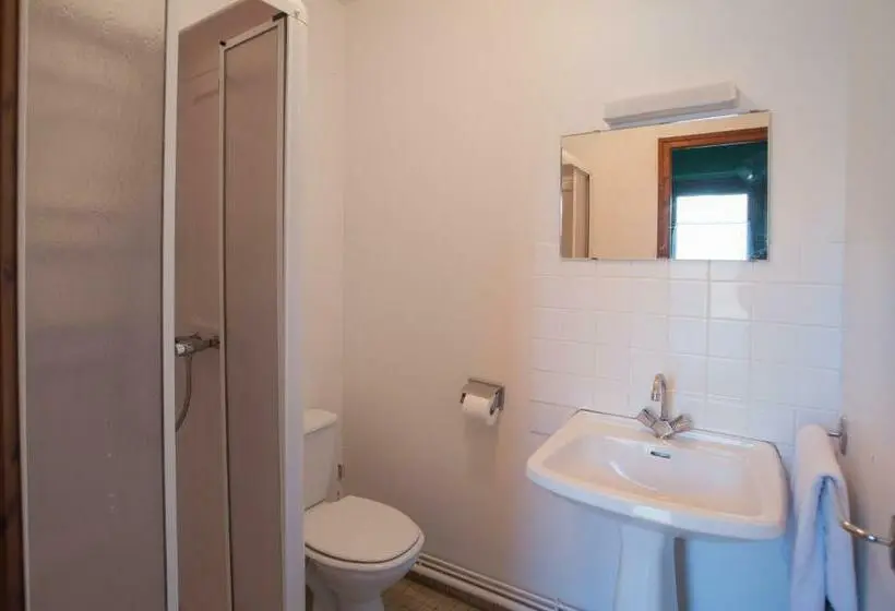 スタンダード4人部屋, Domaine Equestre Etretat