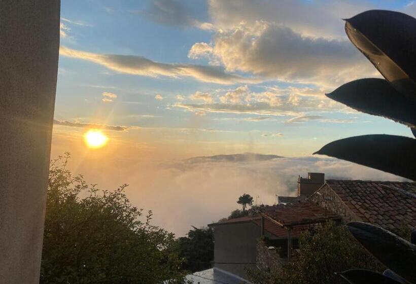 غرفة ديلوكس مطلة على الجبل, Il Borgo Antico