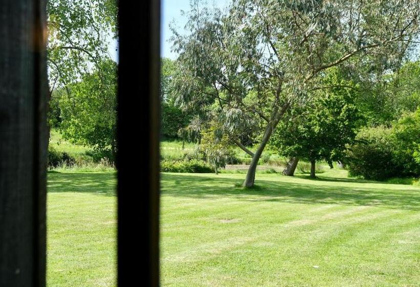 标准房带园景, Manoir De L'isle