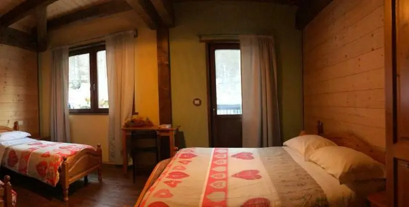 バルコニー付きスタンダードルーム, Chalet Rosa Dei Monti
