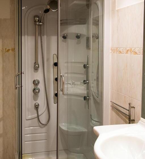 חדר קלאסי, Overland