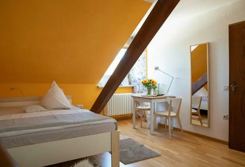 ダブルベッドのスタンダードシングルルーム, Scheid´s Hotel – Restaurant