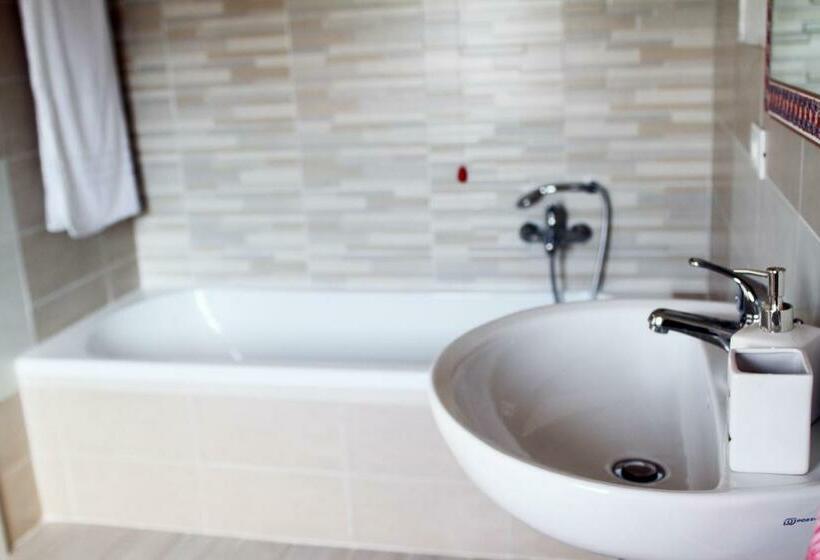 스탠다드 트리플 룸, Casa Andreana