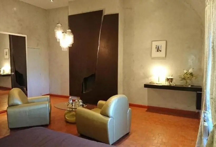 キングサイズベッドのデラックスルーム, Château La Servayrie