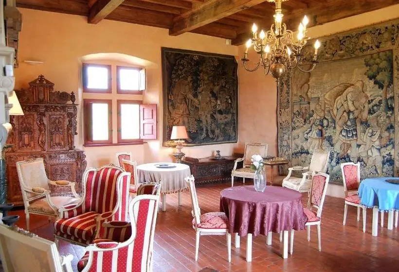 キングサイズベッドのデラックスルーム, Château La Servayrie