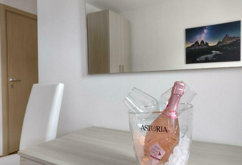 חדר סטנדרט, Da Marco