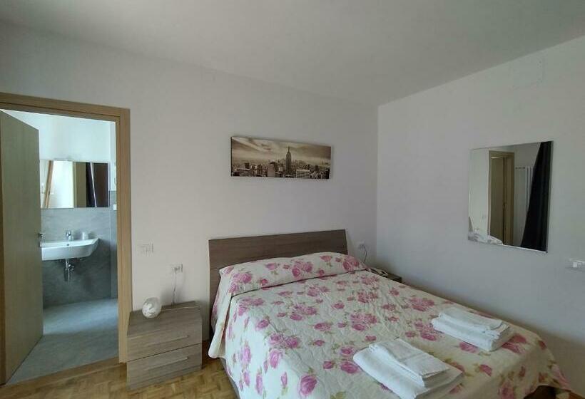 חדר סטנדרט, Da Marco