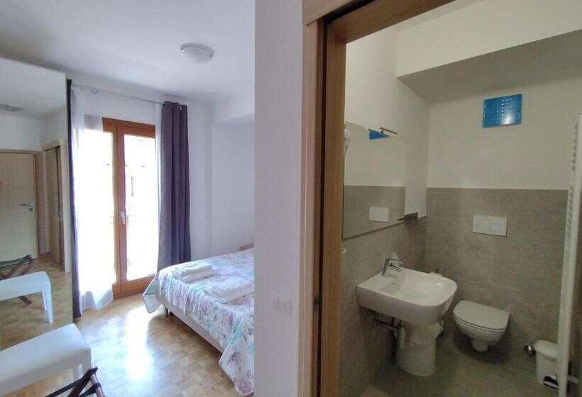 חדר סטנדרט, Da Marco