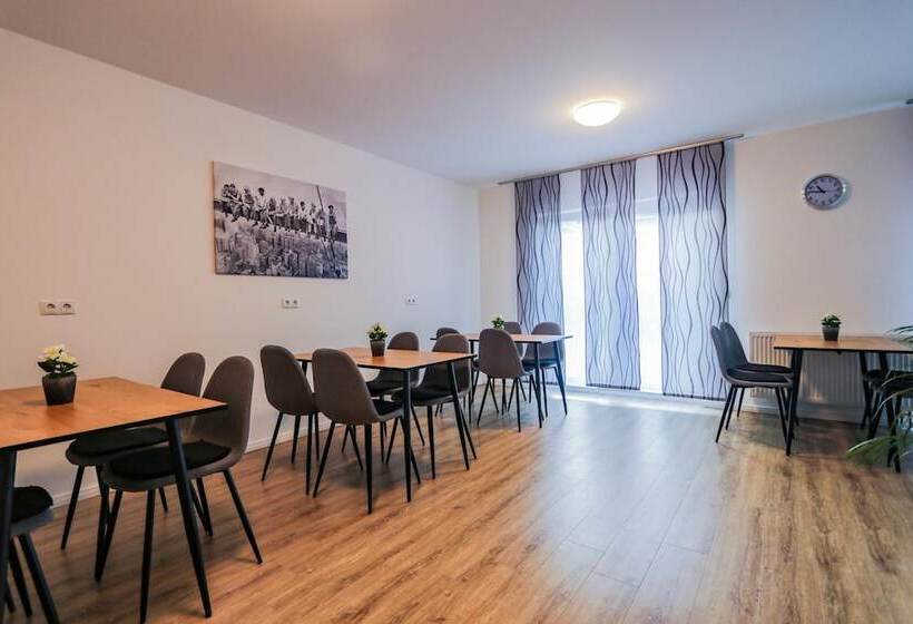 Номер Стандарт, Sleep Station