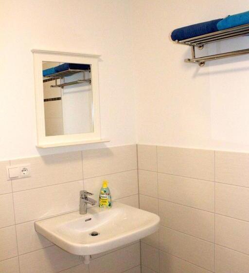 Четырехместный Номер Стандарт, Sleep Station