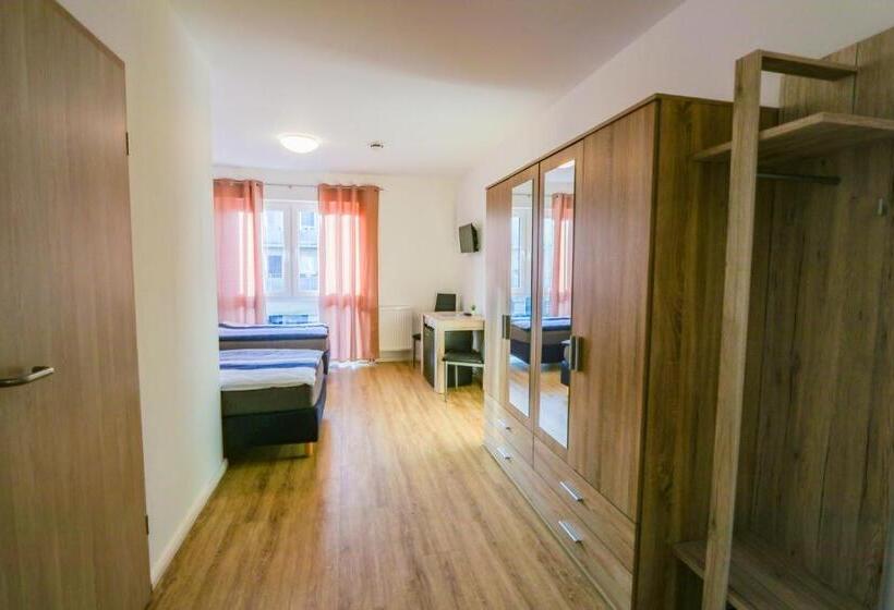 Семейный Номер, Sleep Station