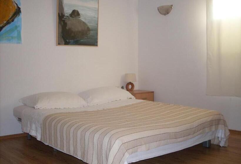 חדר סטודיו סטנדרד, Guest House Fosa