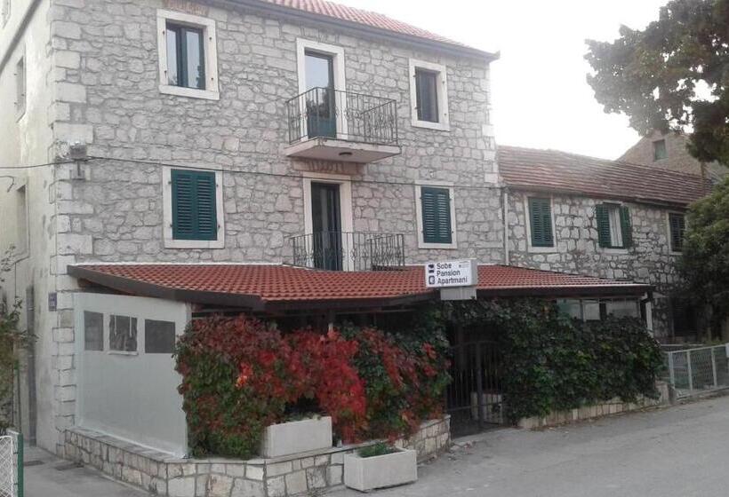 חדר קלאסי, Guest House Fosa