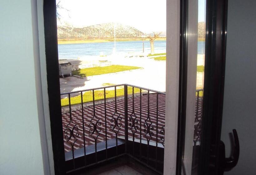 דירה בת חדר שינה 1 עם מרפסת, Guest House Fosa