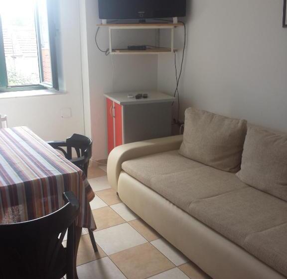 Апартаменты 1 Спальня с Балконом, Guest House Fosa