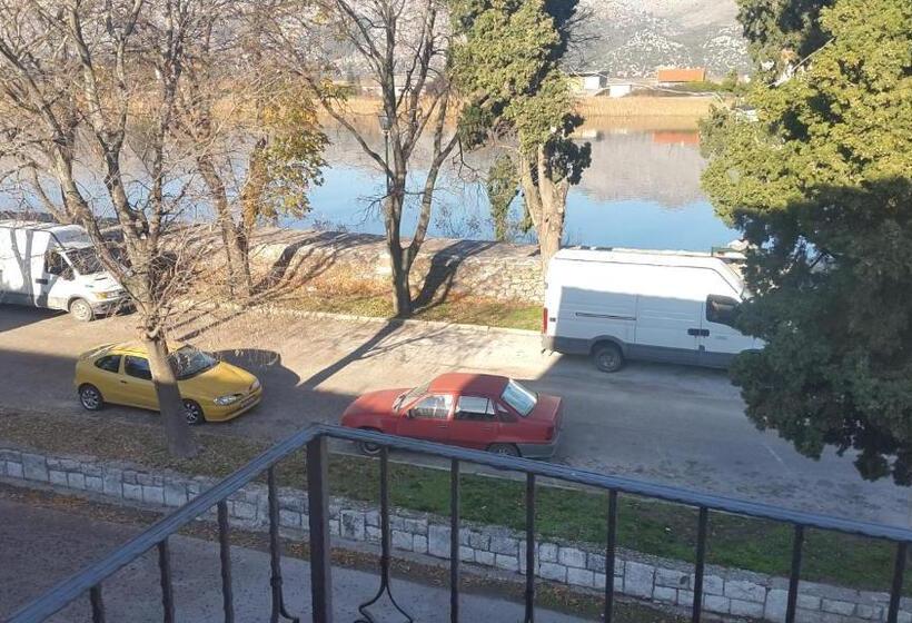 דירה בת חדר שינה 1 עם מרפסת, Guest House Fosa