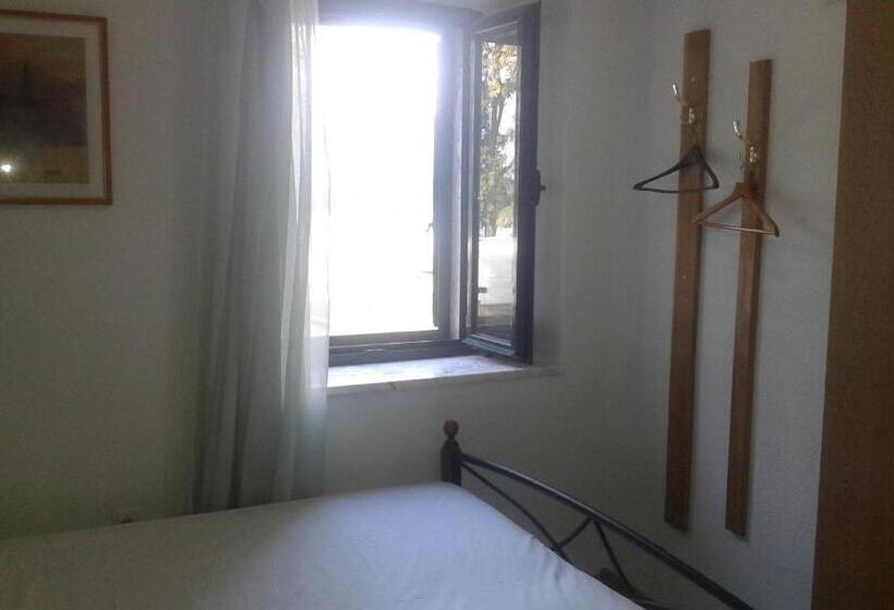 סוויטה, Guest House Fosa