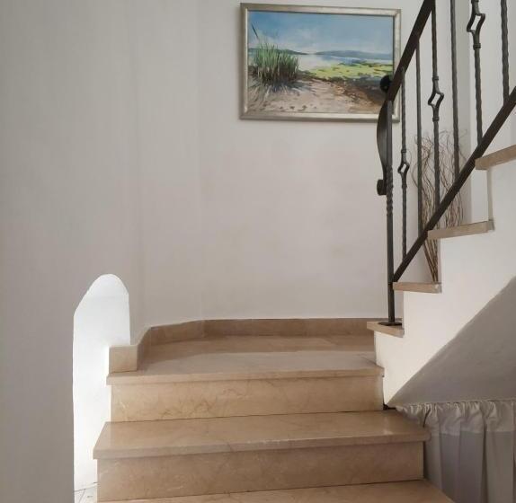 דירה בת חדר שינה 1 עם מרפסת, Guest House Fosa