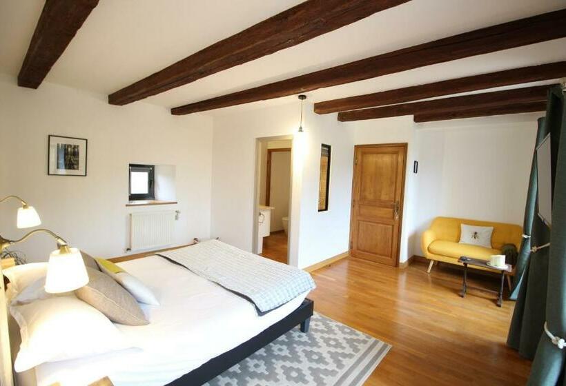 غرفة قياسية, La Maison Kérès