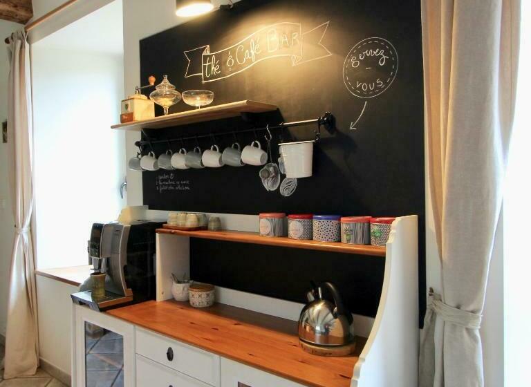 غرفة قياسية, La Maison Kérès