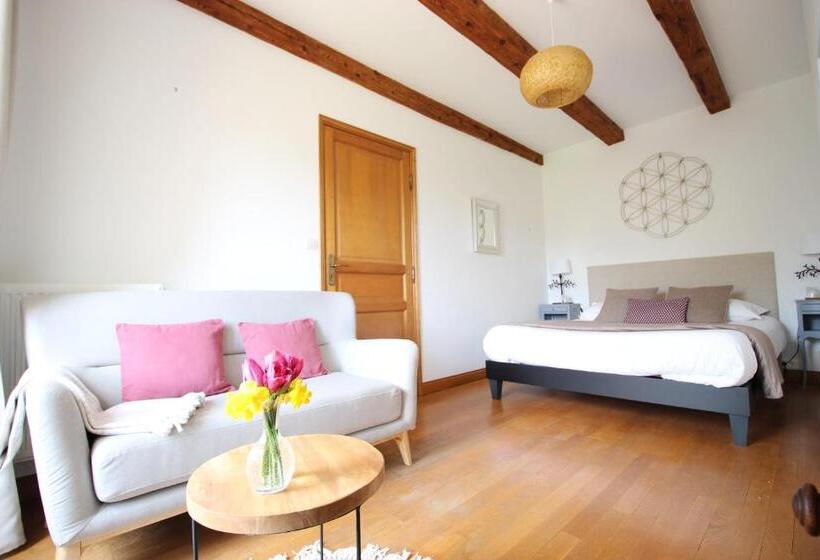 غرفة عائلية, La Maison Kérès