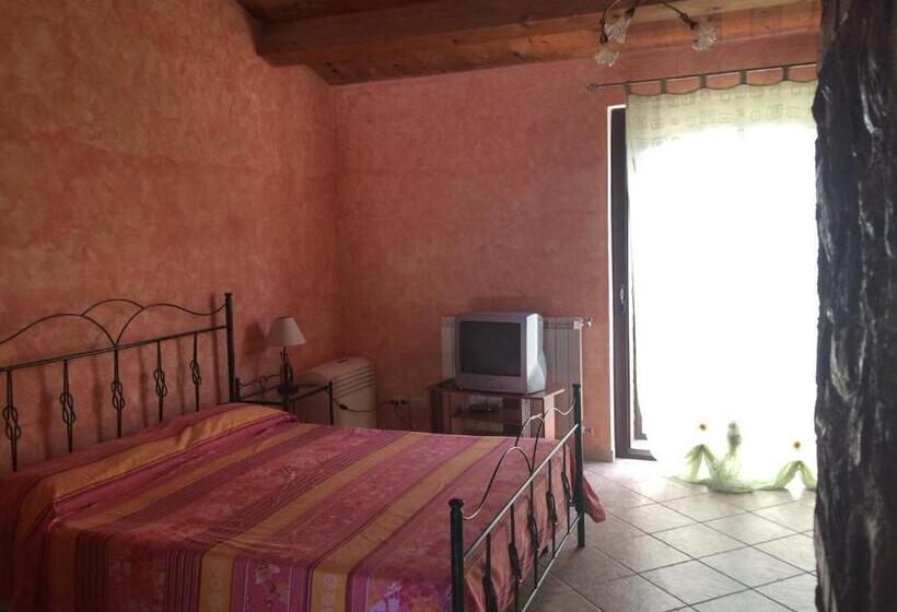 スタンダード４人部屋, Società Agricola Mg Florplant