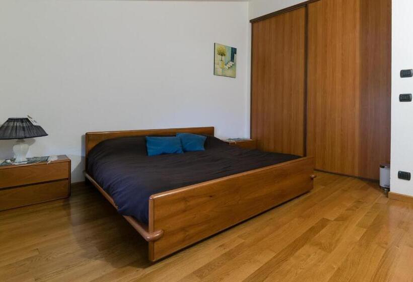 庭の見えるスタンダードトリプルルーム, L Cumbalot